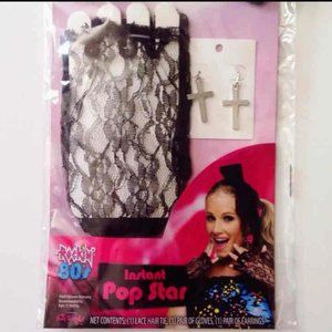 Rocking 80s Pop star Halloween accessories #PoshAffiliate